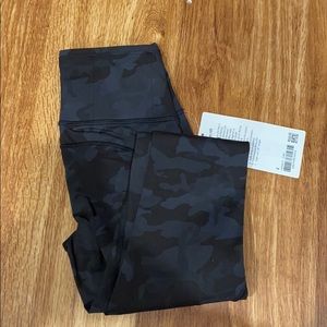 Lululemon fast & free HR right 28
